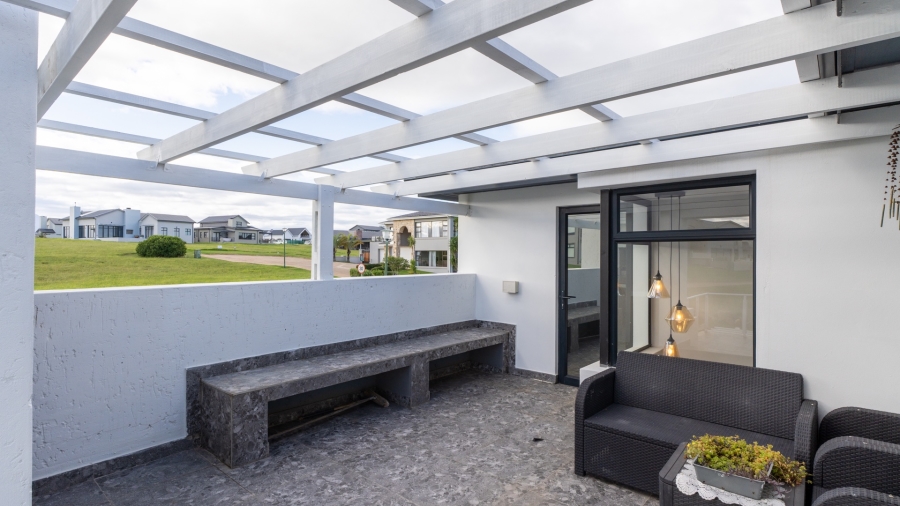 3 Bedroom Property for Sale in Le Grand Golf Estate Western Cape